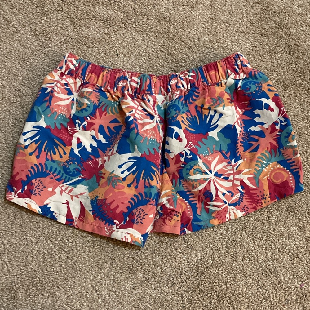 Patagonia Barely Baggies Shorts - Picture 2 of 5